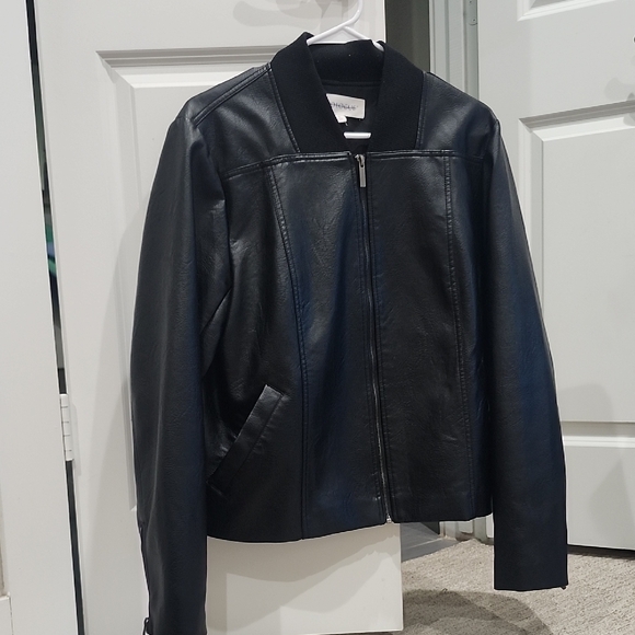 Black Leather Jacket - Picture 1 of 7